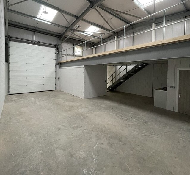 Lucas Close, Burwell for sale - Interior Photo - Image 3 of 5