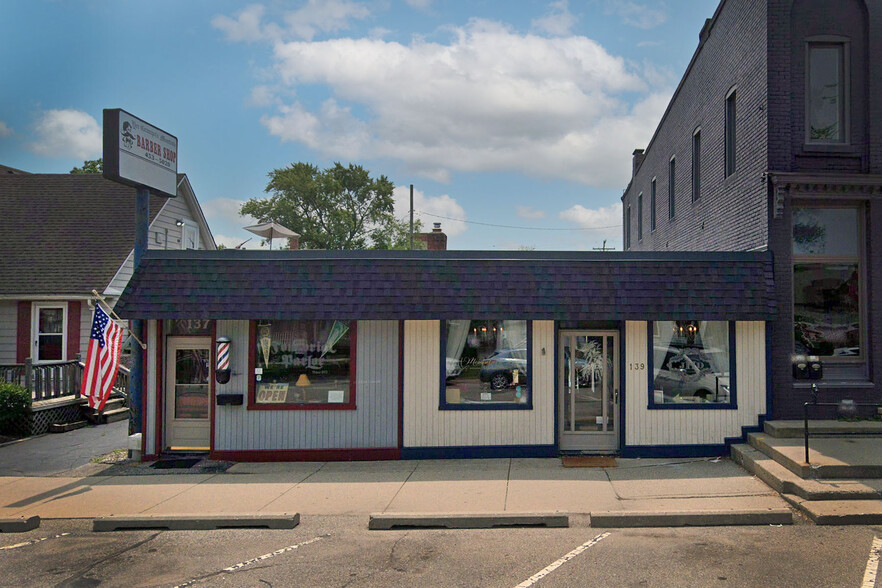 137-139 W Liberty St, Plymouth, MI for lease - Building Photo - Image 1 of 5