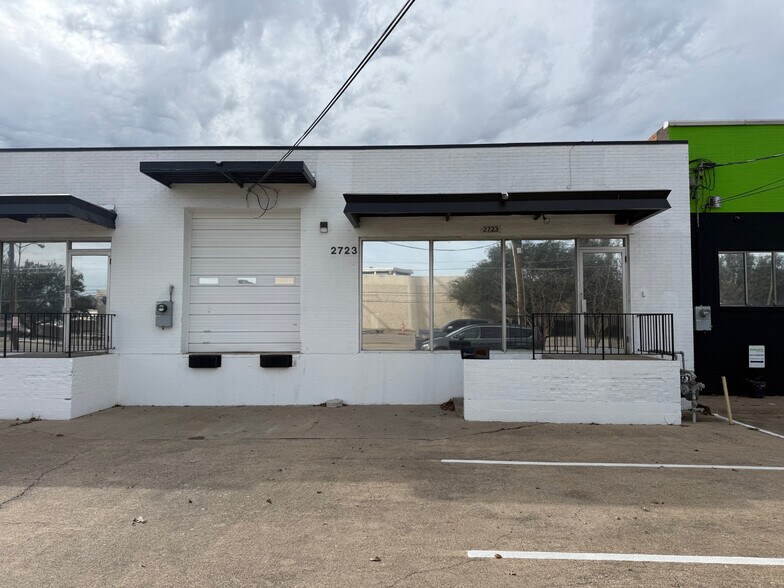 2719-2723 Irving Blvd, Dallas, TX à louer - Photo du bâtiment - Image 2 de 6