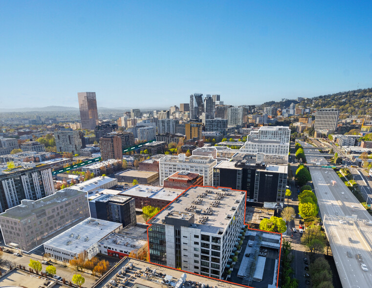 1405 NW Johnson St, Portland, OR for lease - Building Photo - Image 3 of 12