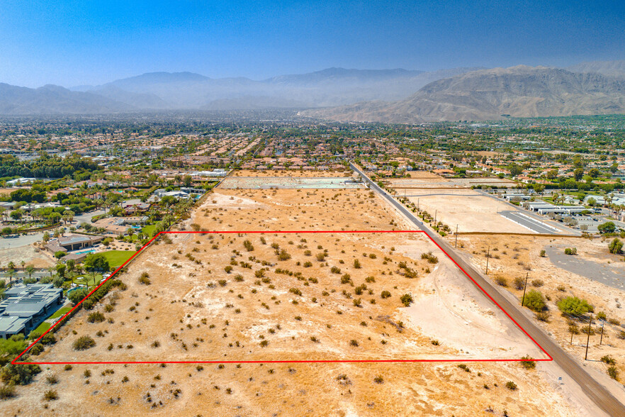 Vista Del Sol, Rancho Mirage, CA à vendre - Photo du bâtiment - Image 2 de 29