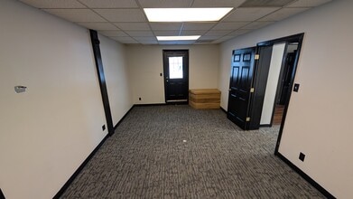 505 Grant Ave, Chesterton, IN for lease Interior Photo- Image 2 of 3