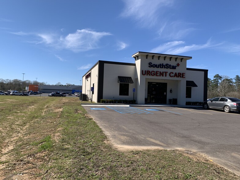 1902 Highway 165, Oakdale, LA for sale - Building Photo - Image 1 of 1