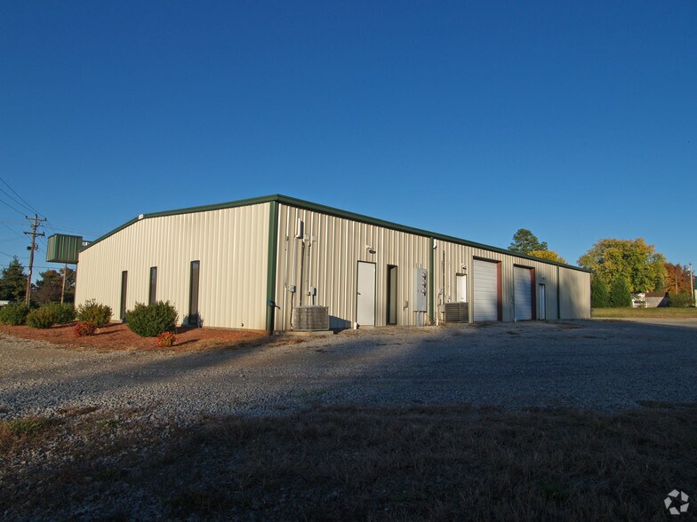 109 Highway 52 E, Portland, TN à louer - Photo du bâtiment - Image 2 de 22