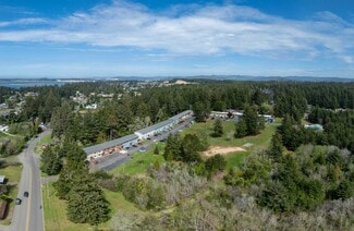 More details for 324 Ackerman Ave, Coos Bay, OR - Multifamily for Sale