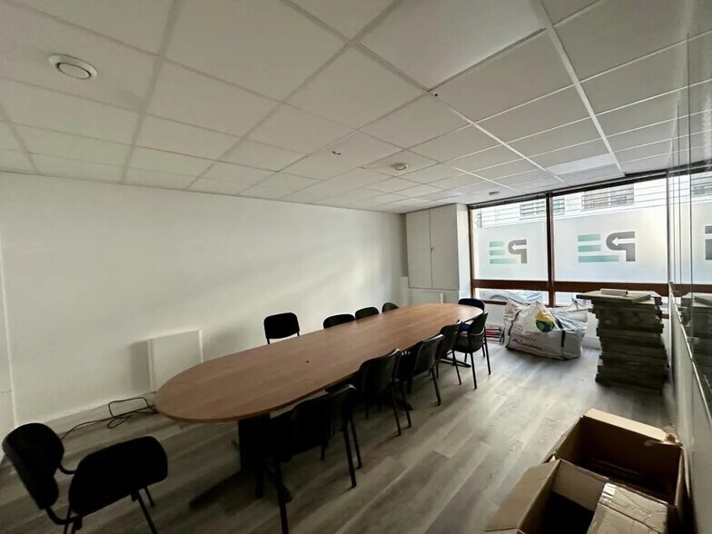 Commerce de détail dans Levallois-Perret à louer - Photo intérieure - Image 3 de 8