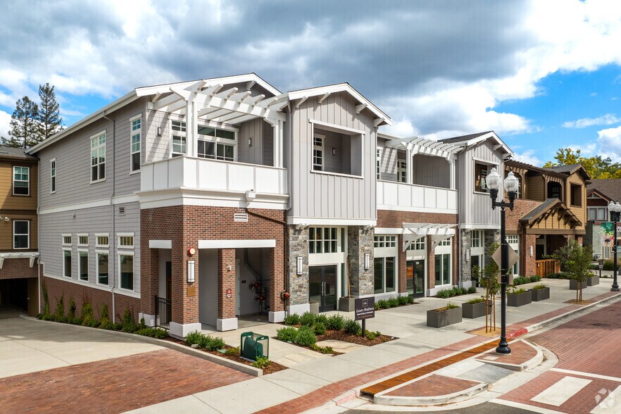 600 Hartz Ave, Danville, CA à louer - Photo principale - Image 1 de 6