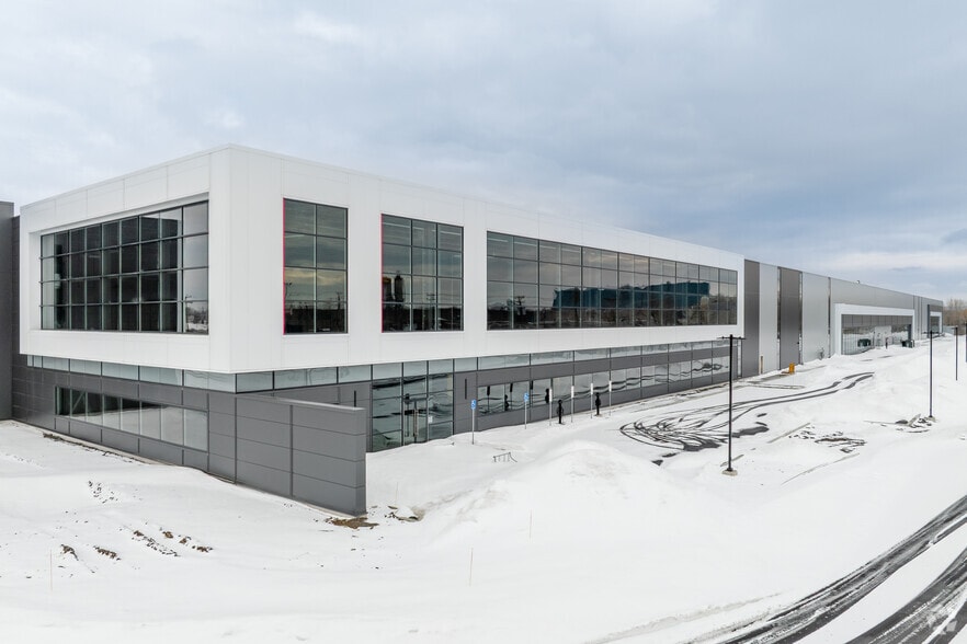 330 Rue Saulnier, Laval, QC à vendre - Photo principale - Image 1 de 1