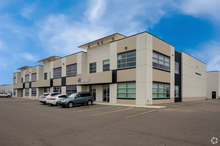 118 Provincial Ave, Sherwood Park, AB for sale - Building Photo - Image 1 of 9