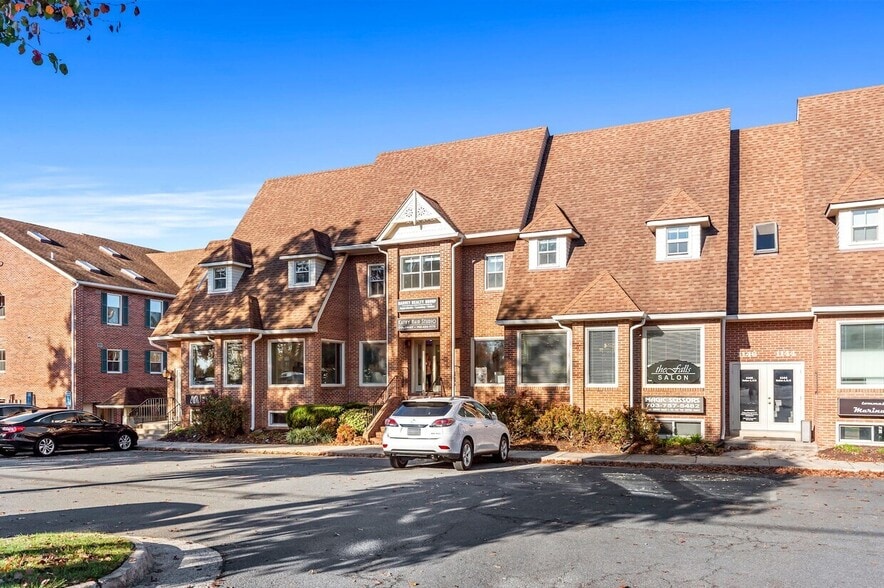 1142-1148 Walker Rd, Great Falls, VA for lease - Primary Photo - Image 1 of 6