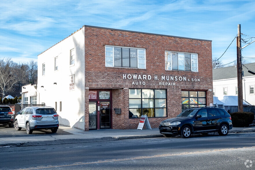 197 New York Ave, Huntington, NY for lease - Building Photo - Image 2 of 8