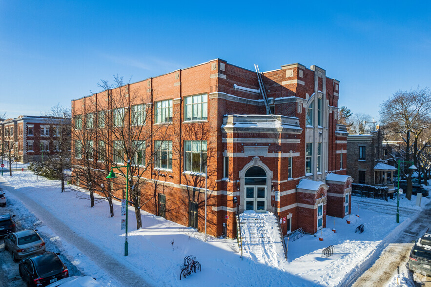 5210 Av Durocher, Montréal, QC à louer - Photo principale - Image 1 de 5