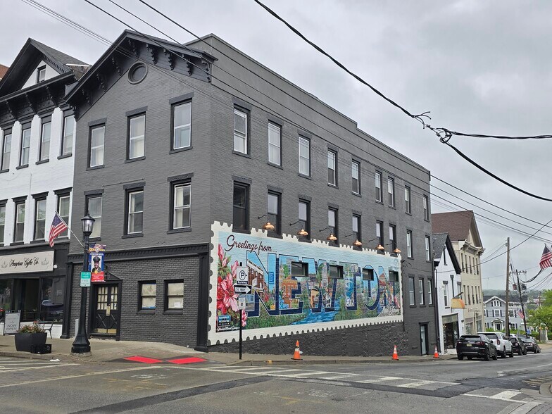 115 Spring St, Newton, NJ à vendre - Photo principale - Image 1 de 15