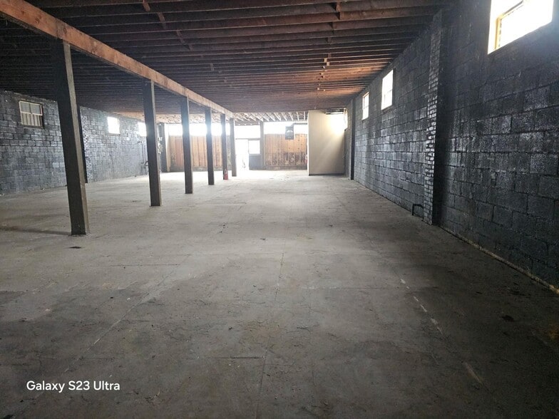 1238 E Saint Georges Ave, Linden, NJ for sale - Building Photo - Image 2 of 7