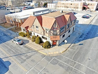 Plus de détails pour 200 N 2nd St, Watertown, WI - Commerce de détail à vendre