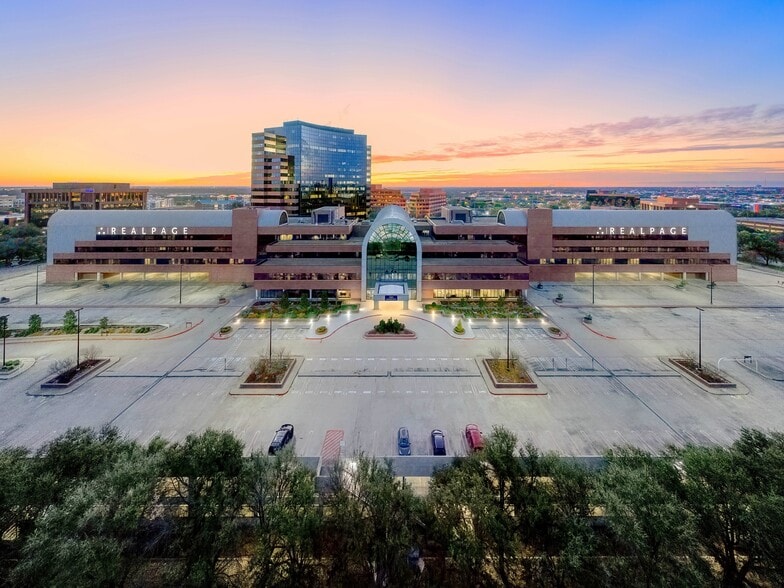 2201 Lakeside Blvd, Richardson, TX for lease - Building Photo - Image 1 of 18