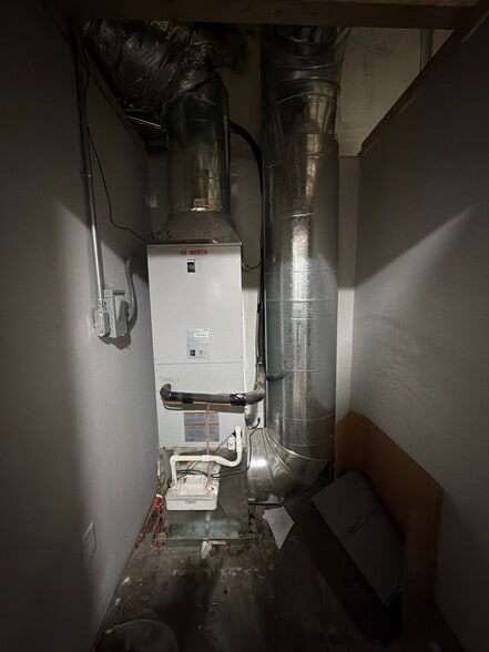 131 Reep Dr, Morganton, NC for sale - Building Photo - Image 3 of 7