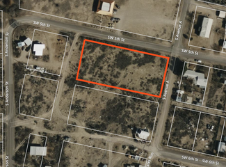 Plus de détails pour 401 5th Street, Marathon, TX - Terrain à vendre