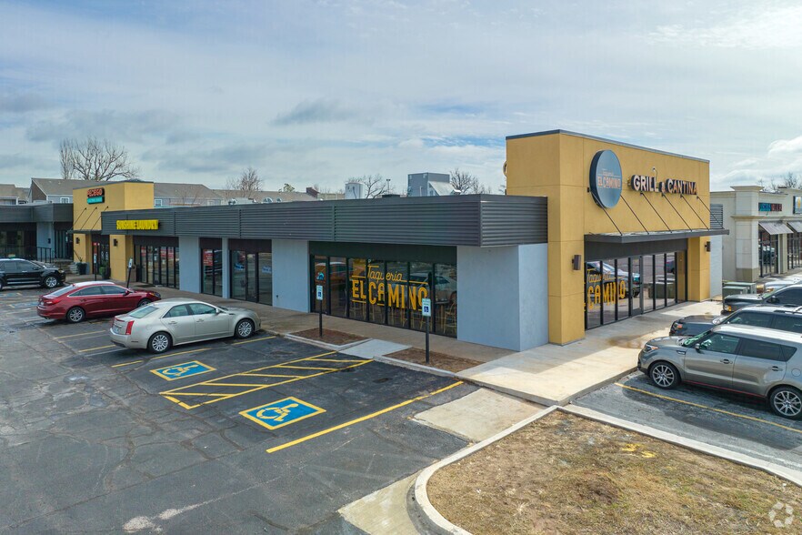 9120-9146 N Macarthur Blvd, Oklahoma City, OK à vendre - Photo du bâtiment - Image 2 de 5