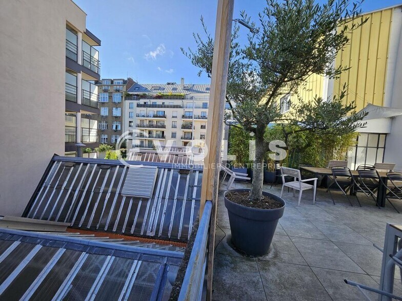 Bureau dans Montrouge à louer - Photo du bâtiment - Image 3 de 5