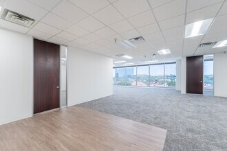 17950 Preston Rd, Dallas, TX à louer Photo intérieure- Image 1 de 7