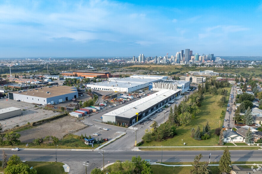 237 Mayland Pl NE, Calgary, AB for sale - Aerial - Image 1 of 1