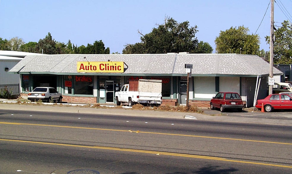7553 Auburn Blvd, Citrus Heights, CA for lease - Building Photo - Image 2 of 4
