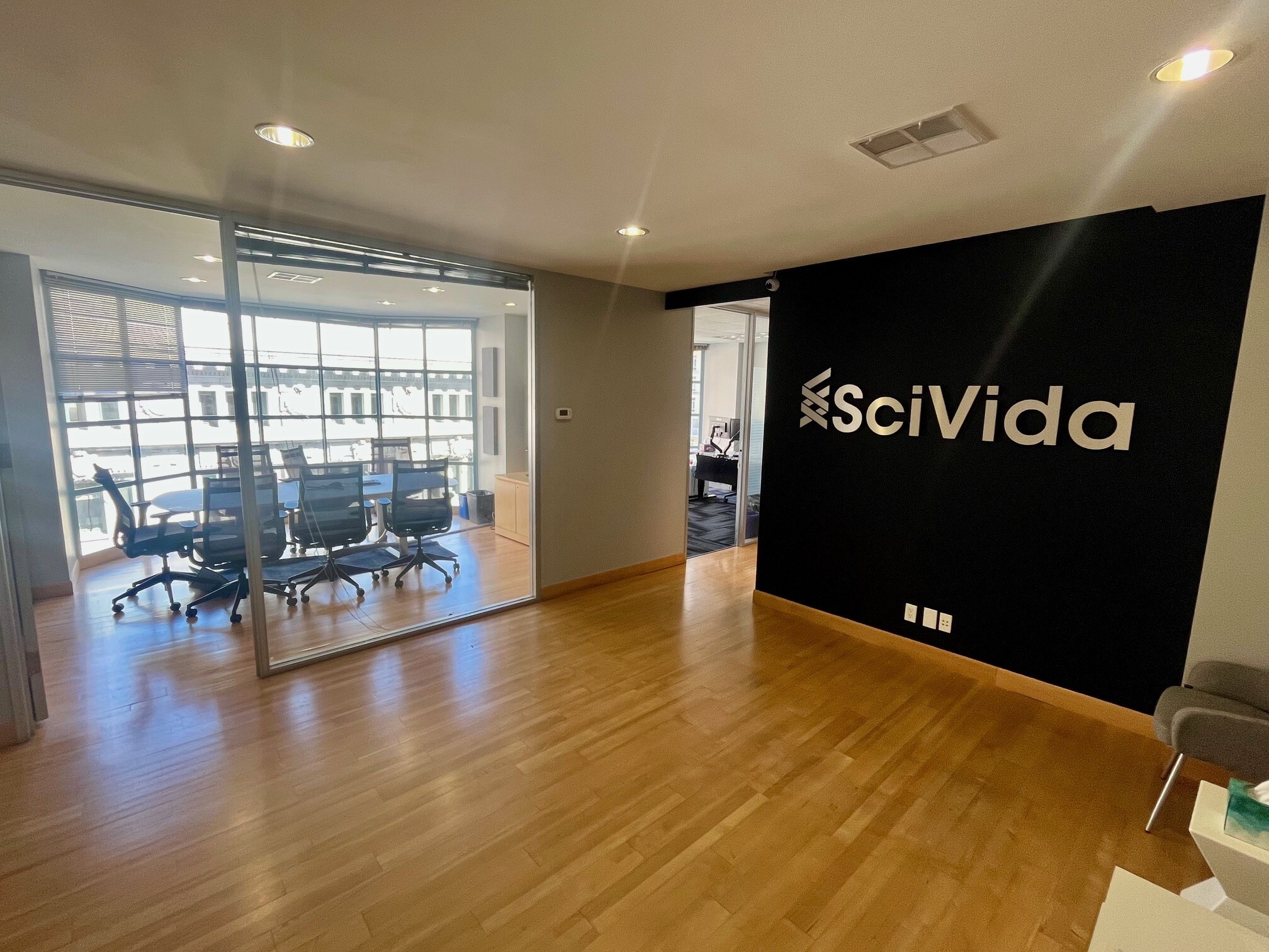 401-423 Washington St, San Francisco, CA for lease Interior Photo- Image 1 of 9