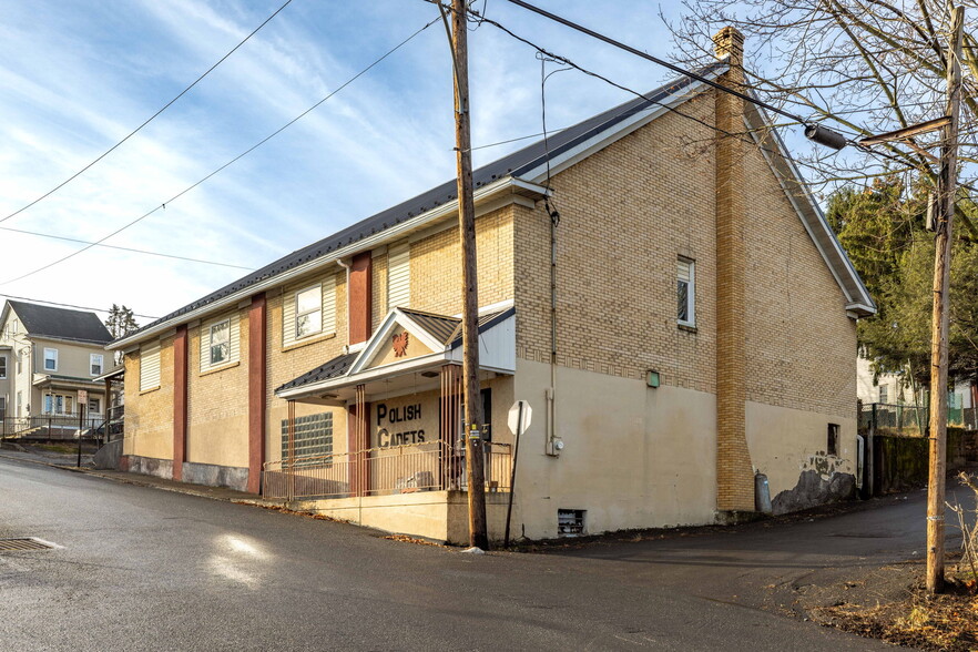 1000 W State St, Coal Township, PA à vendre - Photo du bâtiment - Image 2 de 40