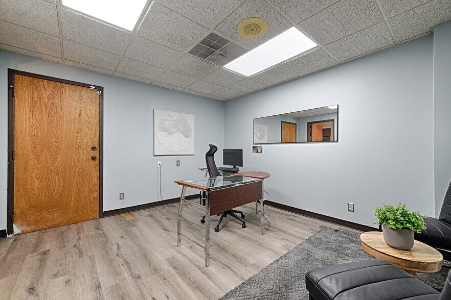 1425 N O'Connor Rd, Irving, TX à vendre - Photo du bâtiment - Image 2 de 11