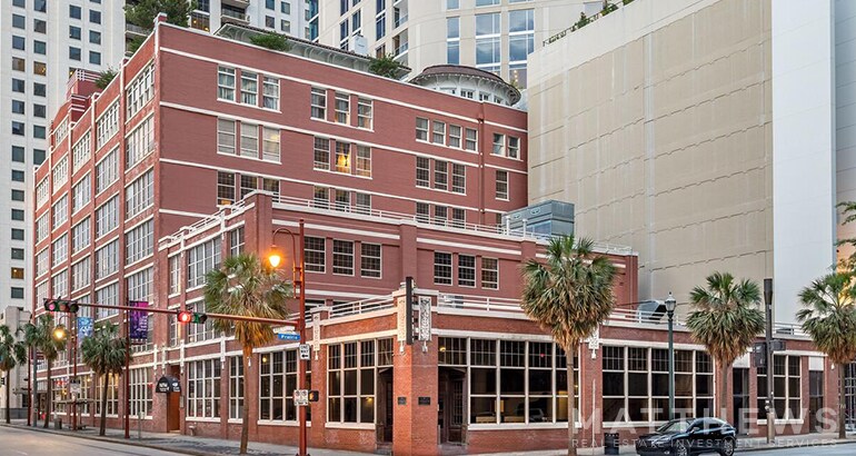 401 Louisiana St, Houston, TX à louer - Photo du bâtiment - Image 1 de 4