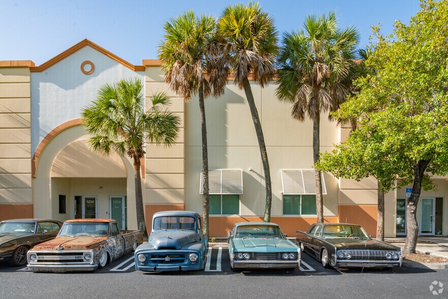 1214 SW 6th St, Pompano Beach, FL à vendre - Photo principale - Image 1 de 7