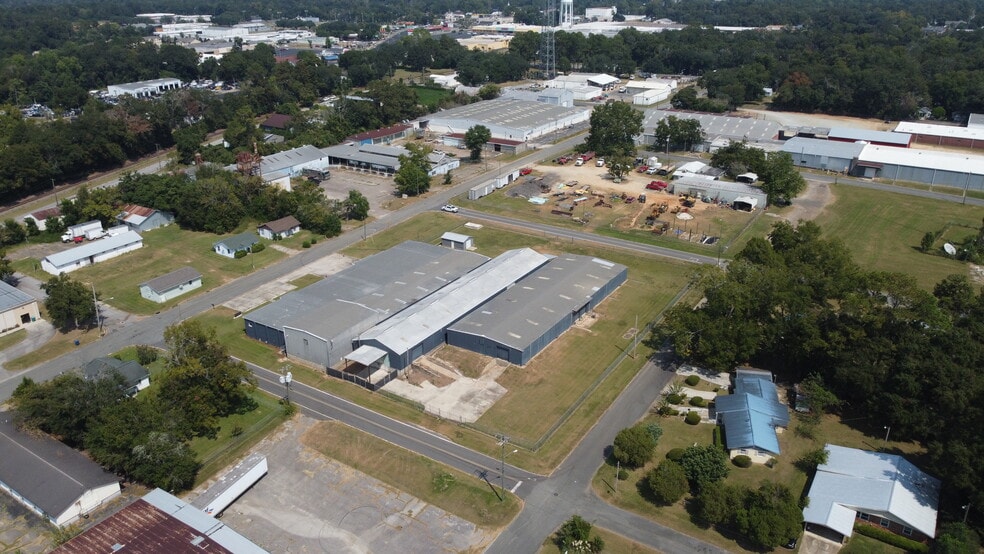 1811 Florida Ave, Quincy, FL for lease - Building Photo - Image 2 of 29