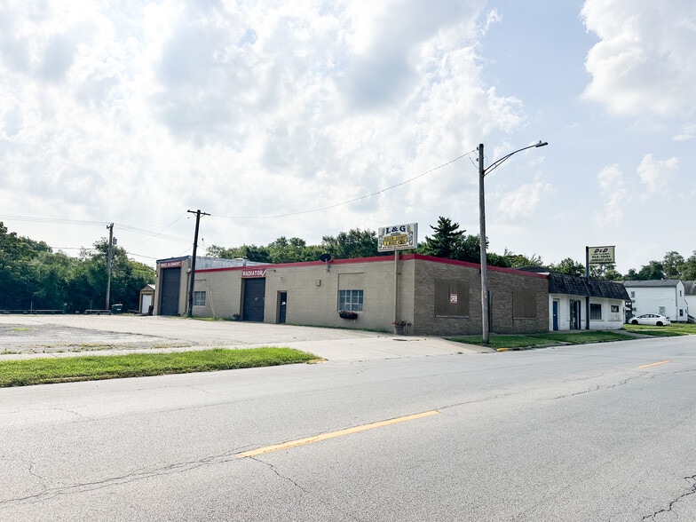 1198 N Schuyler Ave, Kankakee, IL for sale - Primary Photo - Image 1 of 12