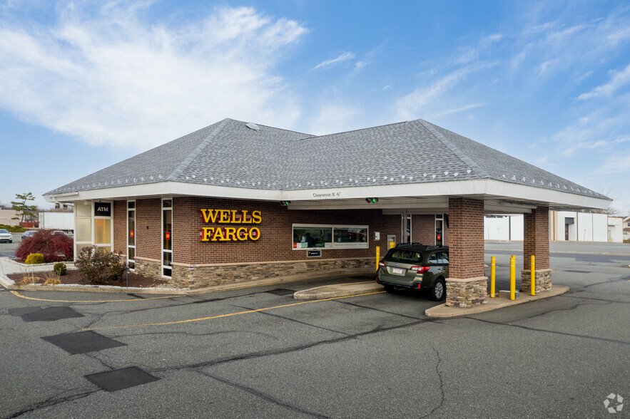 755 S West End Blvd, Quakertown, PA for sale - Primary Photo - Image 1 of 1