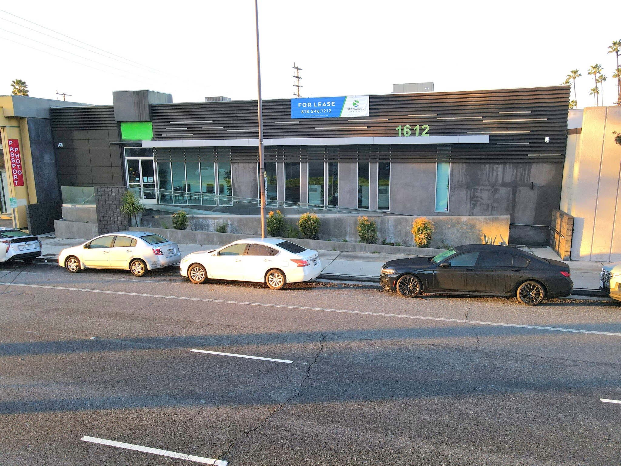 1612 W Glenoaks Blvd, Glendale, CA à louer Photo principale- Image 1 de 3