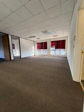 2150 Mariner Square Dr, Alameda, CA for lease Interior Photo- Image 2 of 9