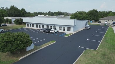 26064 Capitol Dr, Daphne, AL à louer - Vidéo sur l’inscription commerciale