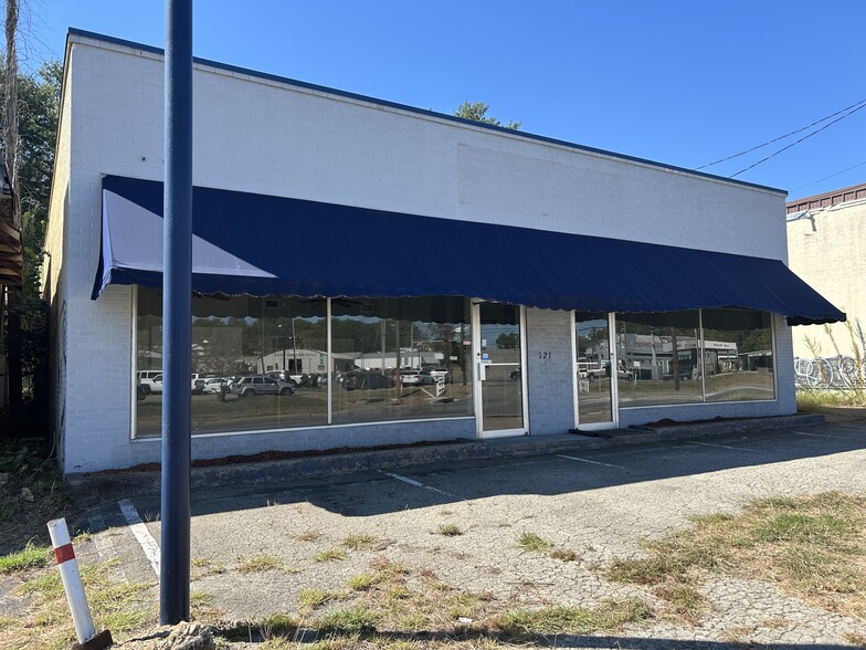 121 S Glenwood Blvd, Tyler, TX for sale - Building Photo - Image 3 of 47