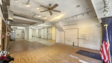 1492 1st Ave, New York, NY for lease Interior Photo- Image 1 of 3