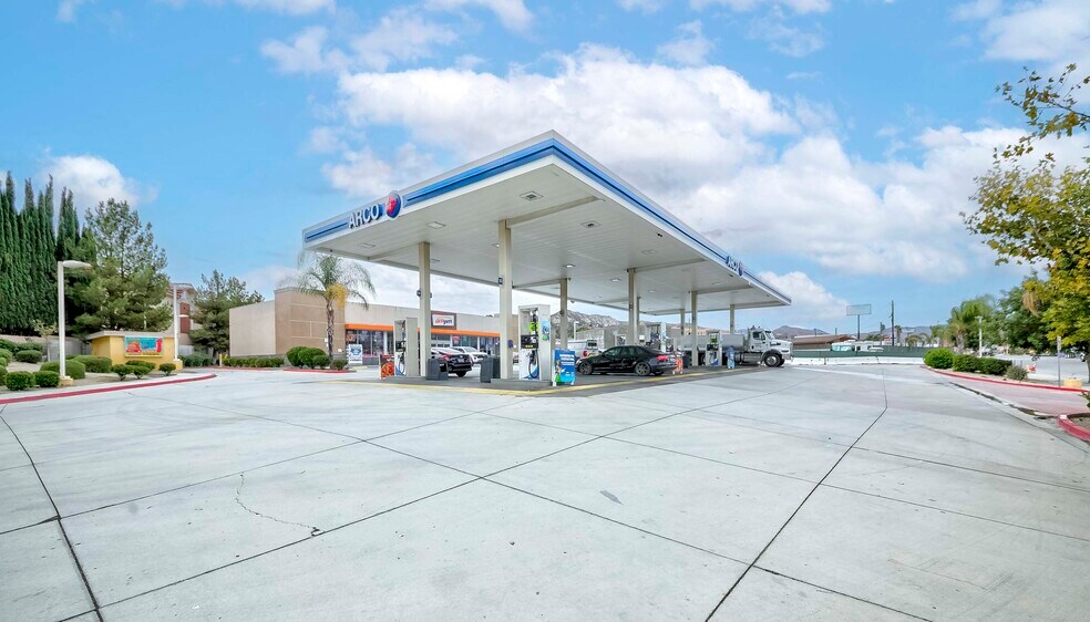 31505 Castaic Rd, Castaic, CA à vendre - Photo du bâtiment - Image 3 de 7