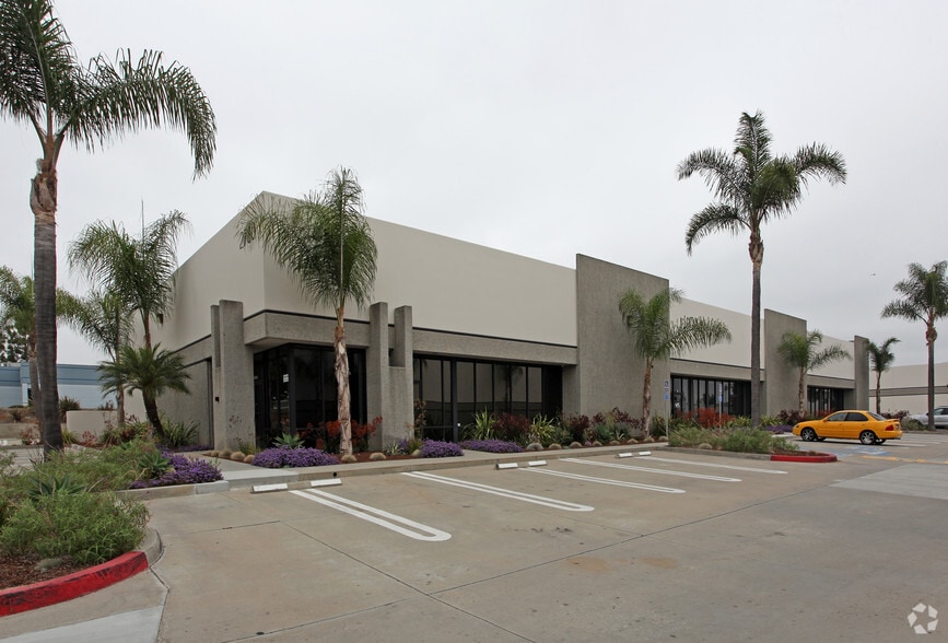 2780 La Mirada Dr, Vista, CA for lease - Building Photo - Image 3 of 3