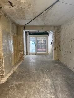 45 Rue Des Apennins, Paris for sale - Interior Photo - Image 2 of 16