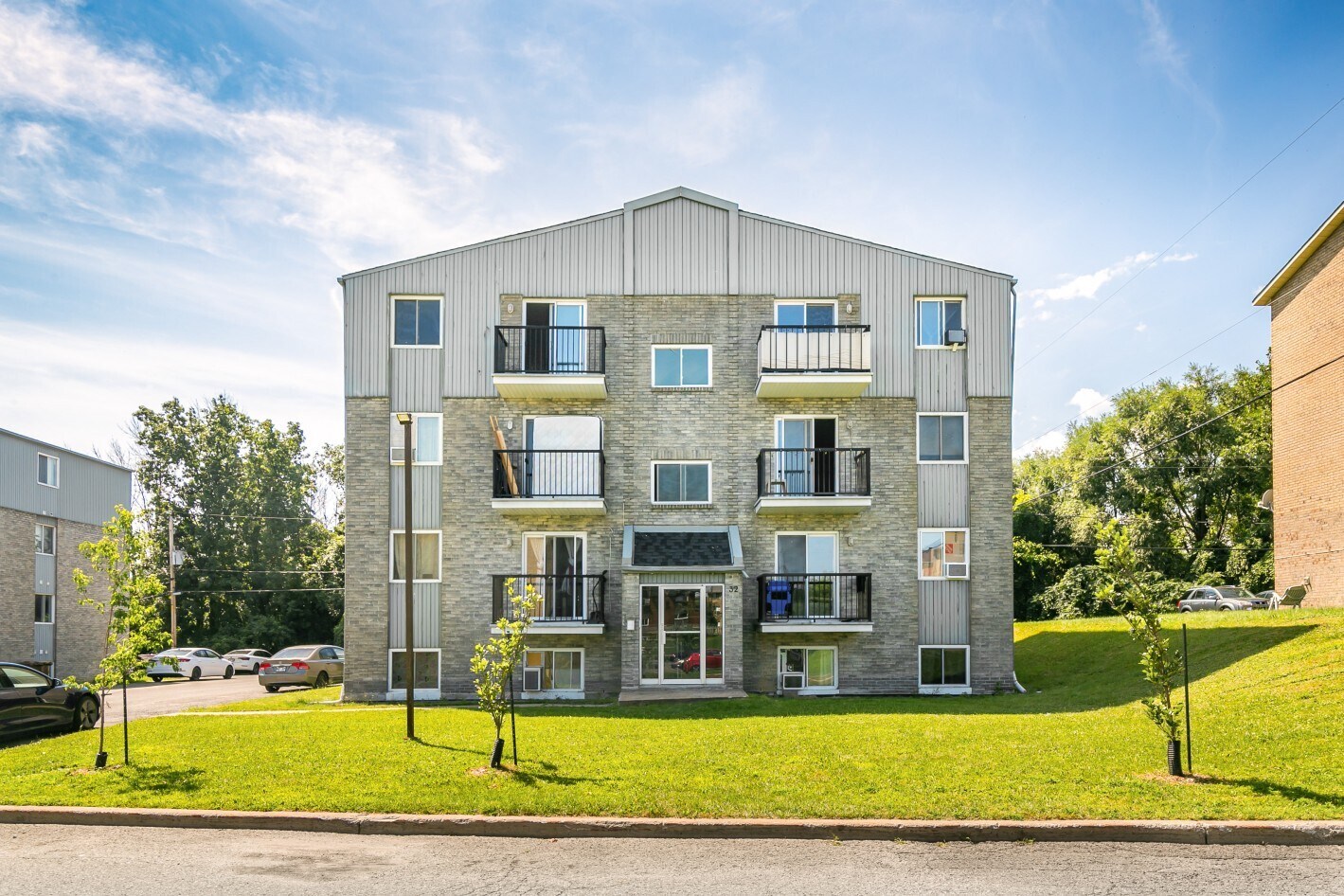 32 Rue Desrochers, Delson, QC à vendre Photo principale- Image 1 de 1