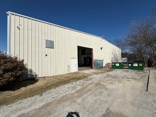Plus de détails pour 10110 E 46th Pl, Tulsa, OK - Industriel à louer