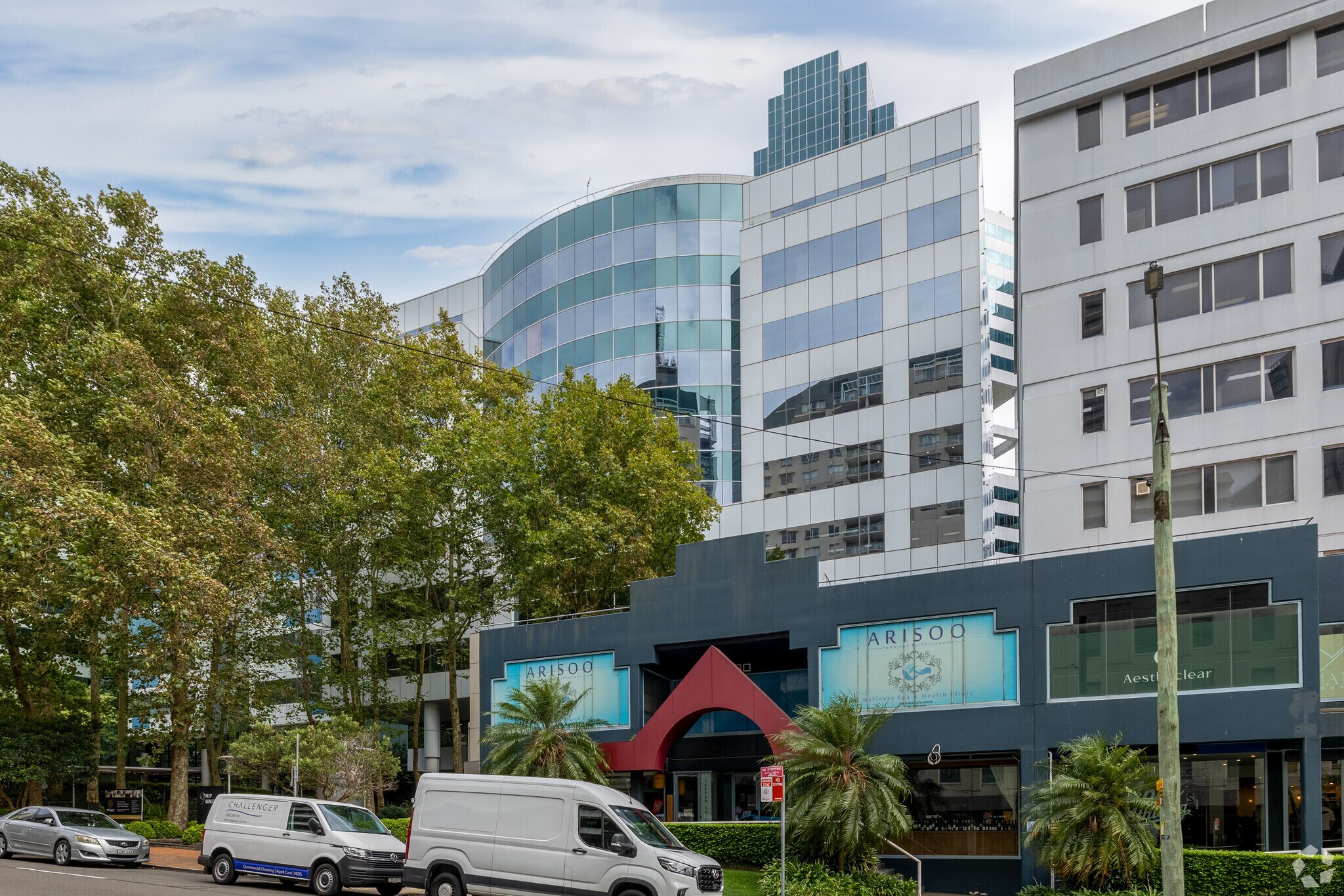 9 Help St, Chatswood à louer Photo principale- Image 1 de 6