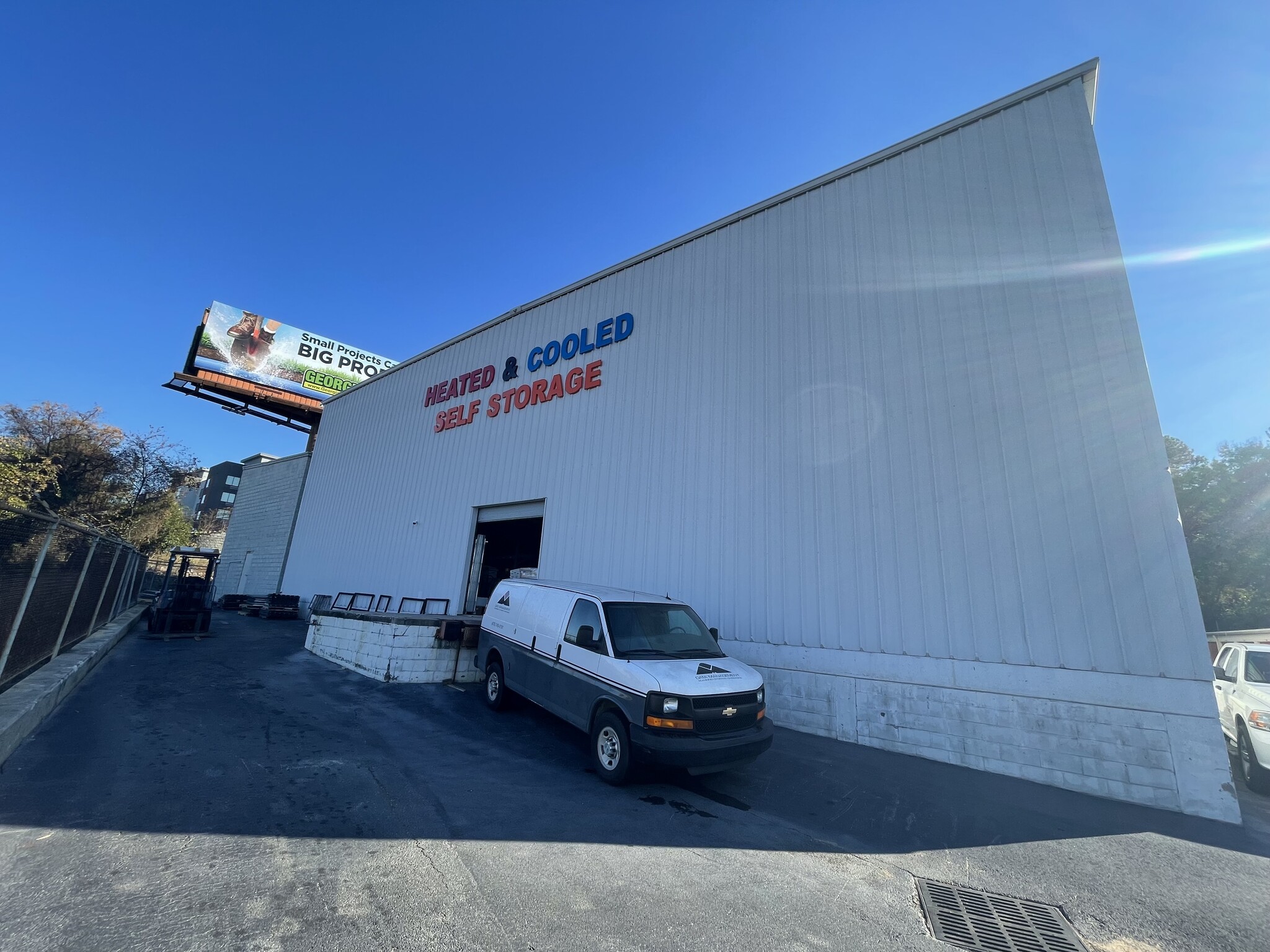 1955 Dove St, Macon-Bibb, GA for lease Primary Photo- Image 1 of 18