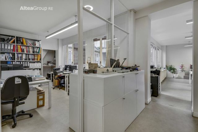Bureau dans Paris à vendre - Photo du bâtiment - Image 2 de 10