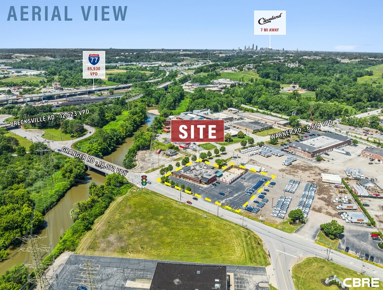 7503 Granger Rd, Valley View, OH à louer - Aérien - Image 3 de 3