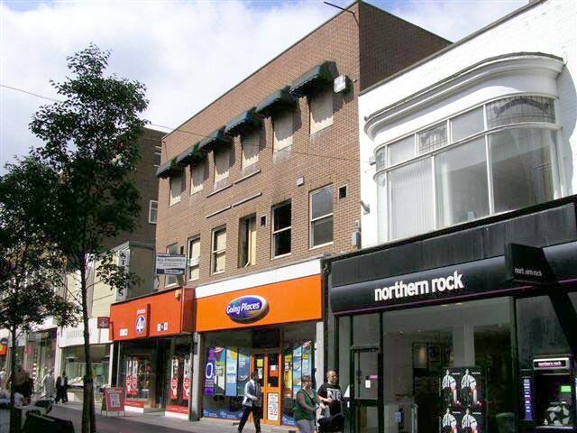 49 Linthorpe Rd, Middlesbrough à louer - Photo du bâtiment - Image 2 de 5